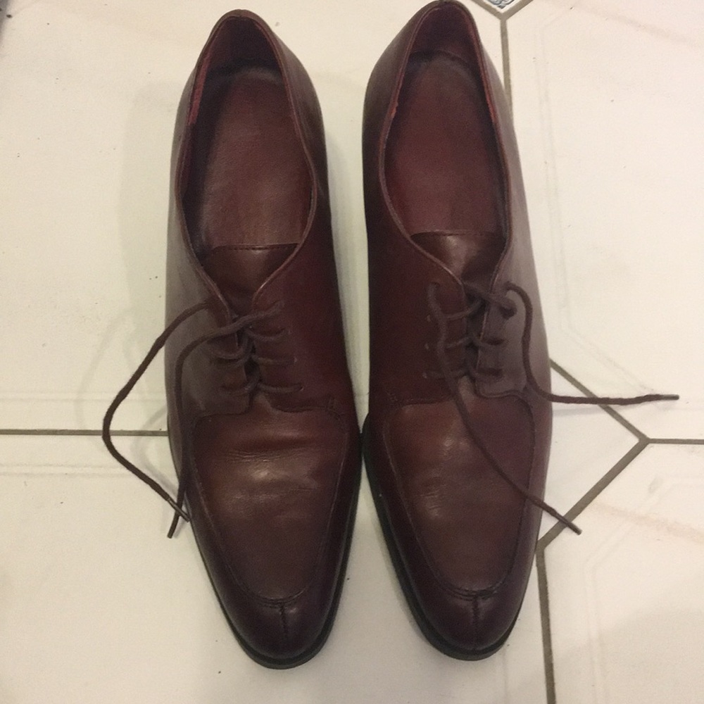 Brand new, never worn, 7.5 M